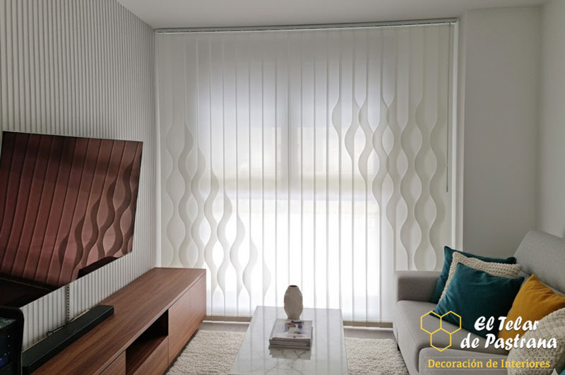Ambiente salon cortinas ondas carabanchel Cortinas verticales ondas con lisas en carabanchel