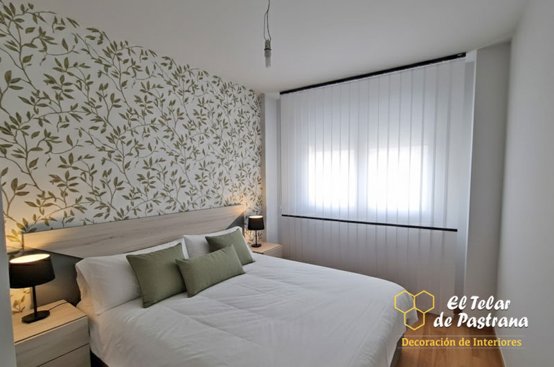 Cortina vertical dos colores tejido translucido