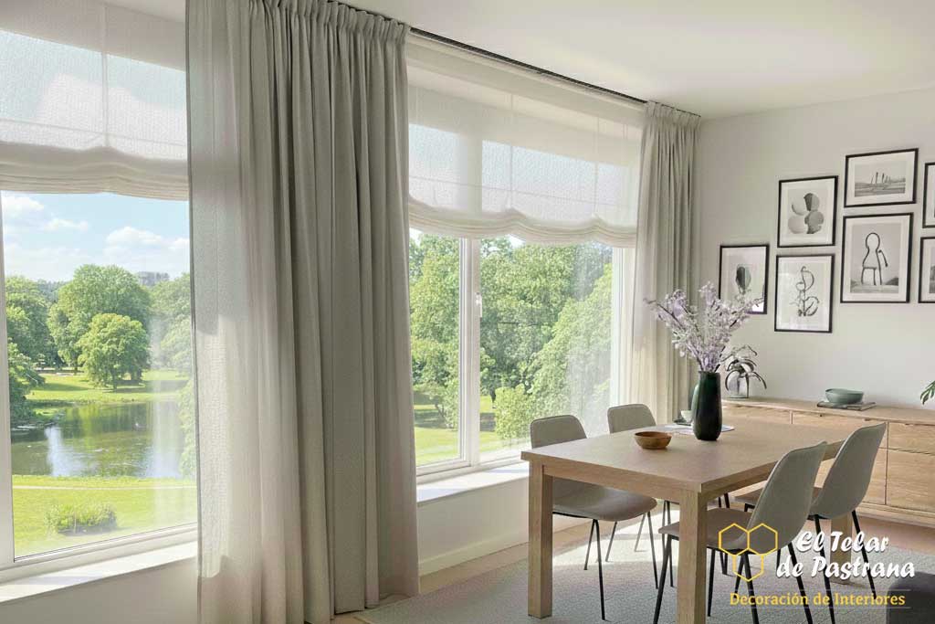 Cortinas frunce y estor paquete en salón comedor Salón comedor: combinación de cortinas frunce y estor paquete a medida
