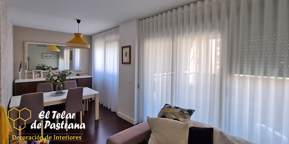 Salon con visillo confeccionado a onda perfecta