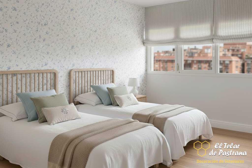 Estor paquete de lino claro en dormitorio doble