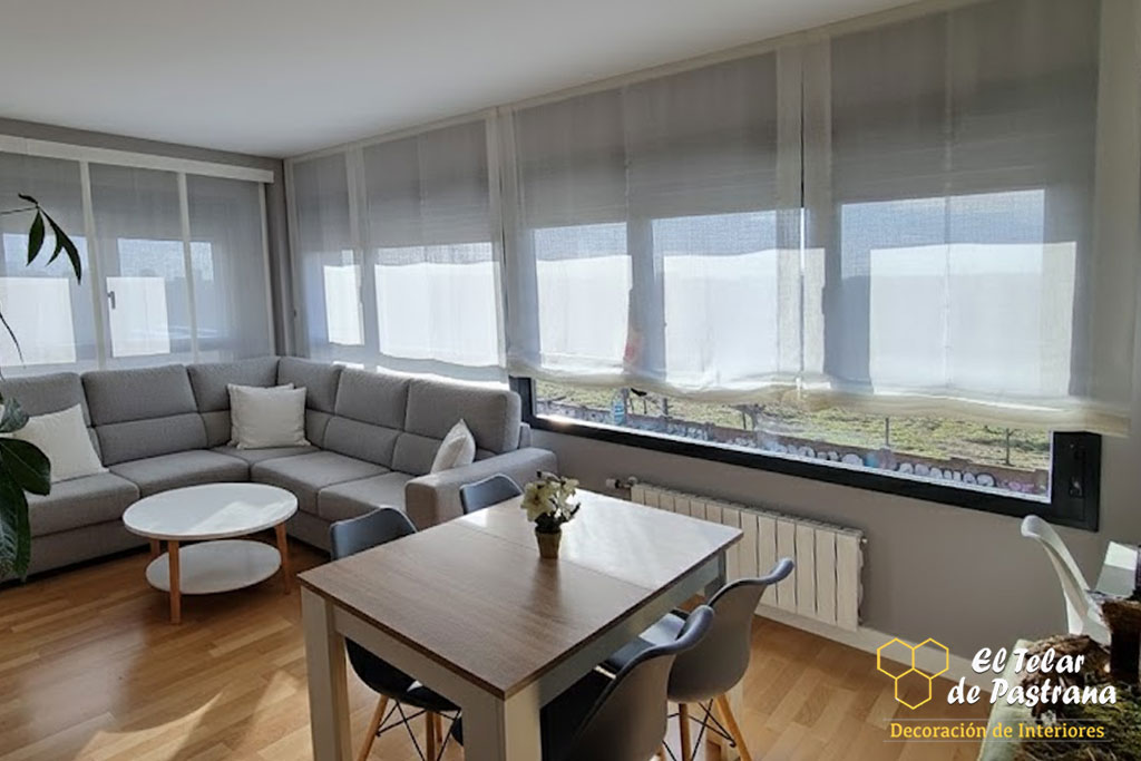 SALON CON ESTORES PAQUETO