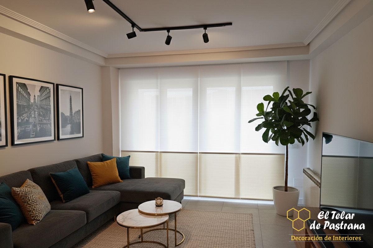 Paneles Lisos en salón Villaverde