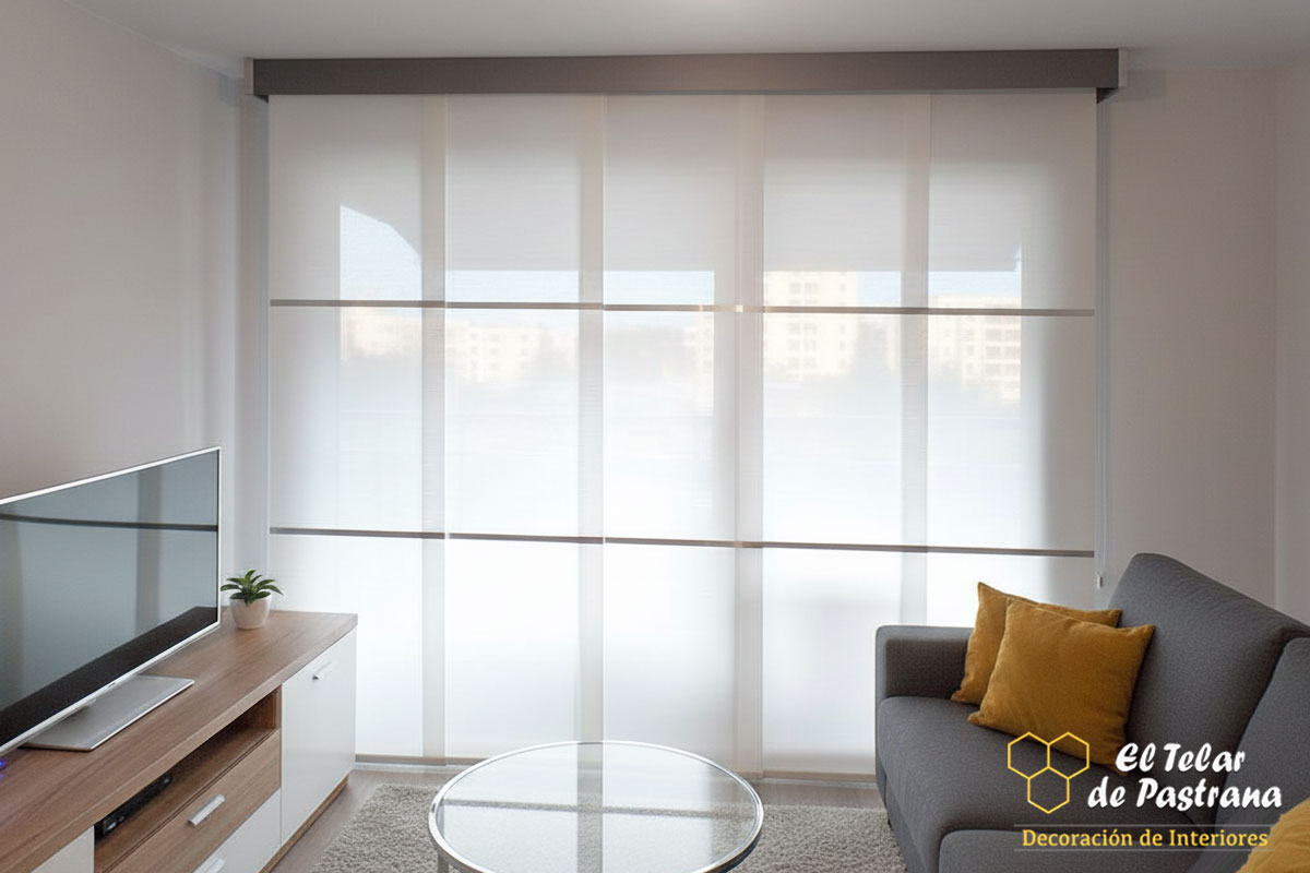 Panel japonés blanco con dos varillas horizontales en Leganés