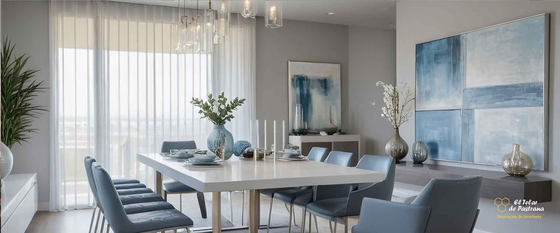 Cortinas en zarzaquemada Decoración de salón estilo moderno cortinas en blanco y detalles azul